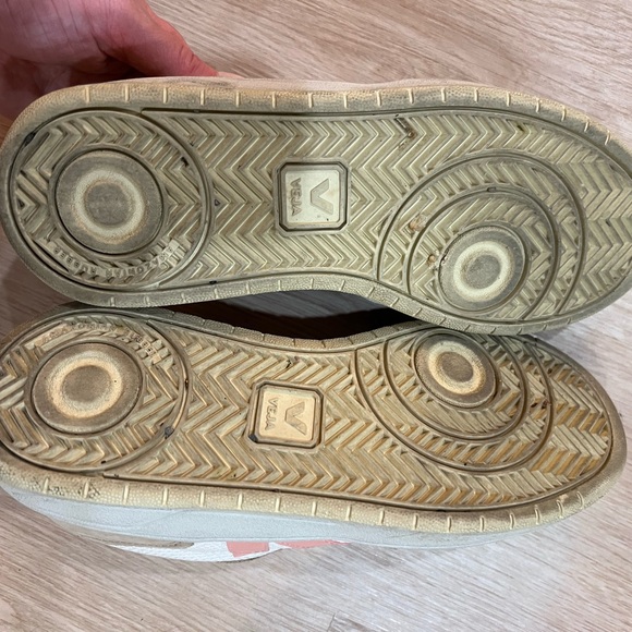 Veja V-10 Alveomesh & Leather Sneaker, White - Picture 10 of 10